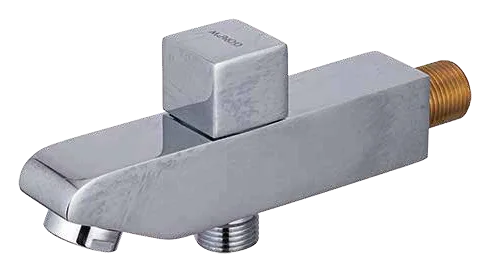 MCPOLOO MSC21121, raccords laiton
